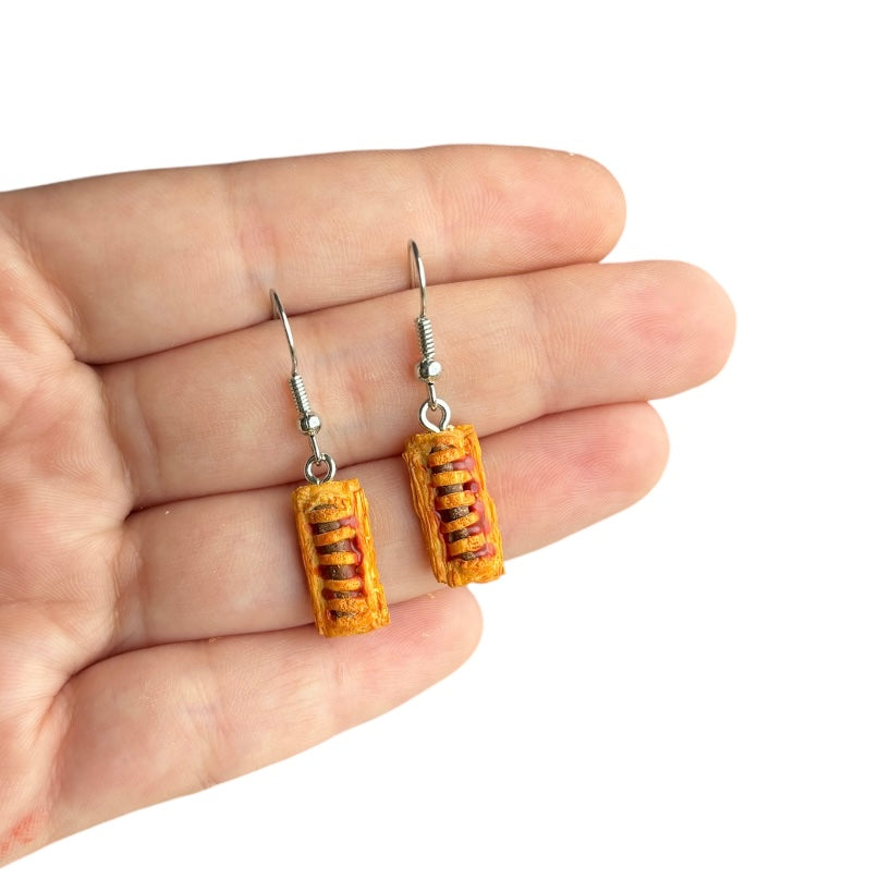 Frikandel roll earrings - Handmade - Clay