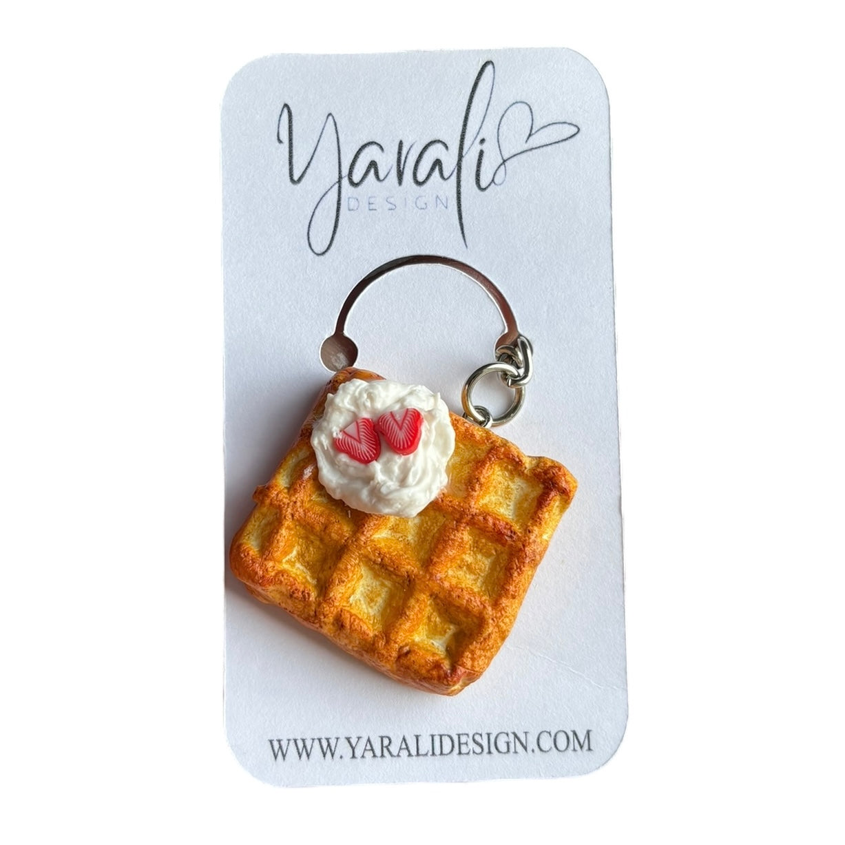 Waffle with whipped cream and strawberries - Handmade - Clay