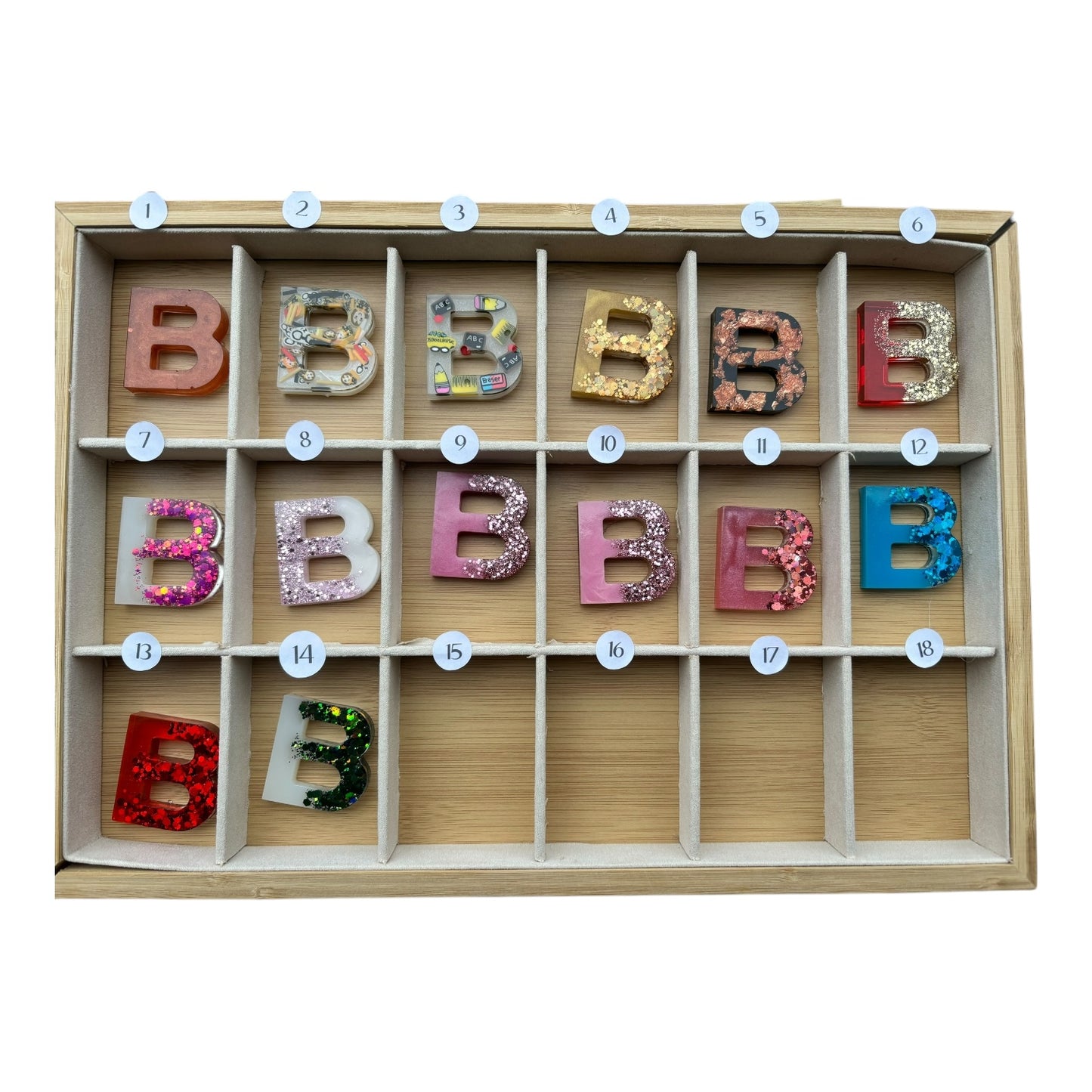 Letter B - Naam / letter sleutelhanger, magneet of kerstboomhanger