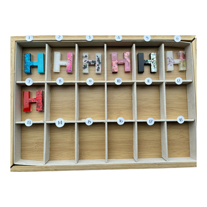 Letter H - Naam / letter sleutelhanger, magneet of kerstboomhanger